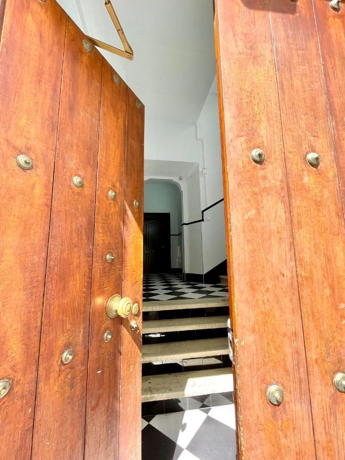Gatu Villa Salinera, " Preferente Mayores De 25 Anos Y Familias " El Puerto de Santa María Exterior foto